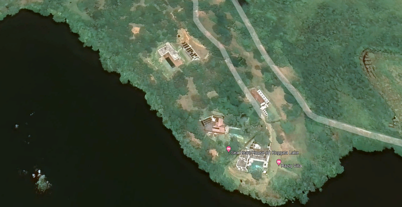 Villa and pool overview